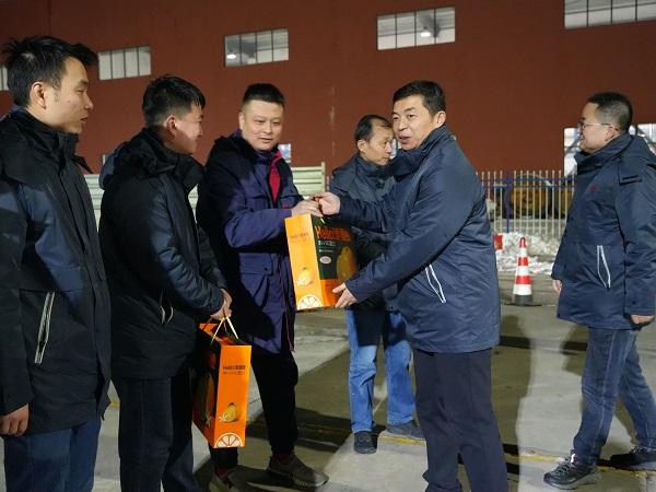 情暖佳節(jié)，共迎新春